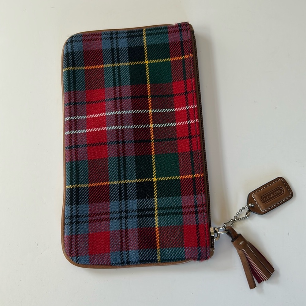 Vintage Coach Red Green Blue Tartan Plaid Large Wristlet / Cluth no strap - Picture 4 of 7